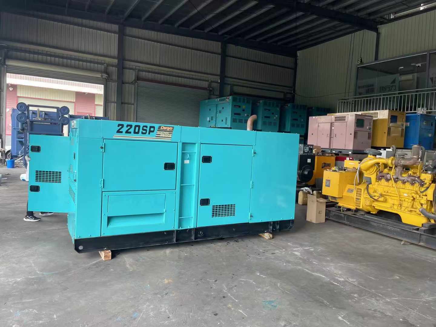 布拖800kW 柴油发电机的输出电流波动范围是多少？