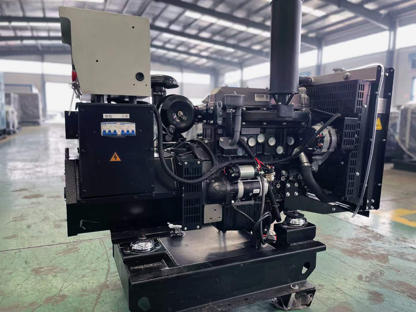 布拖如何降低电感性负载对发电机的影响？