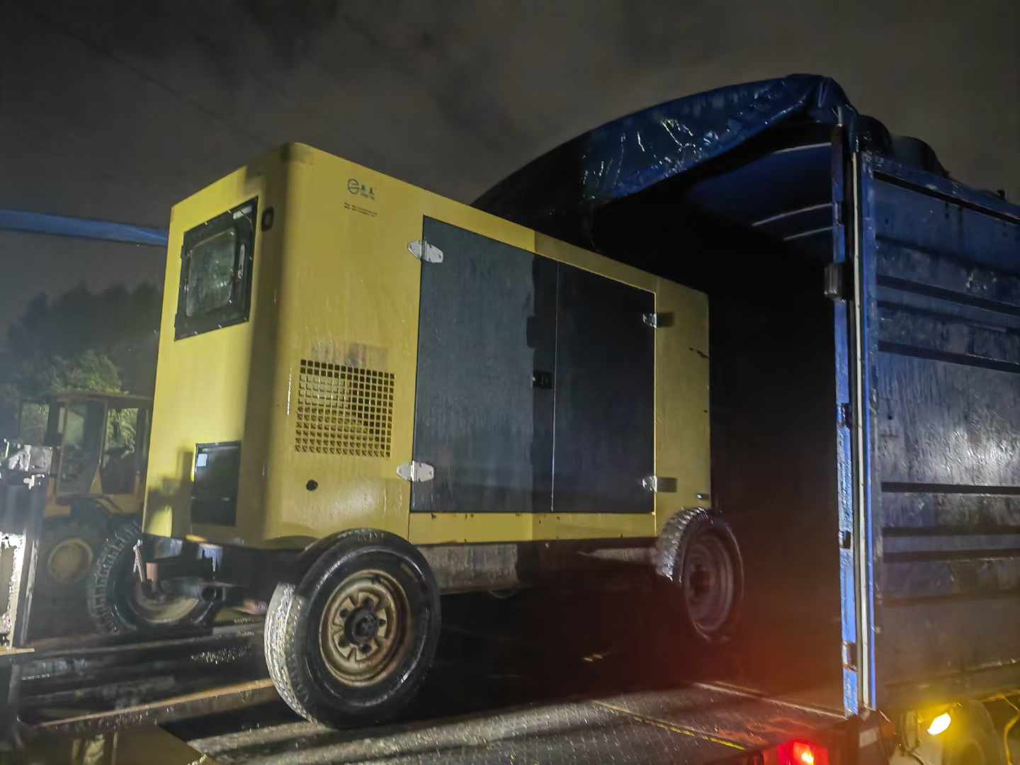 布拖如何根据负载特性选择合适的柴油发电机？