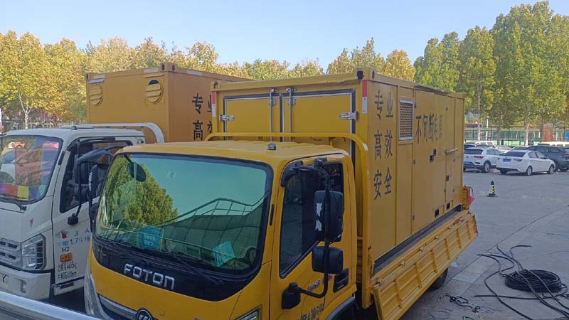 布拖柴油发电机组和UPS电源如何配合工作？