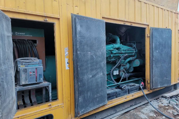 布拖发电机组夏季保养的注意事项有哪些？