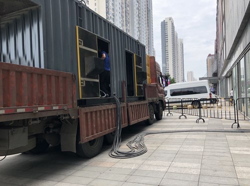 布拖冷却液不足的情况下如何检查柴油发电机组？