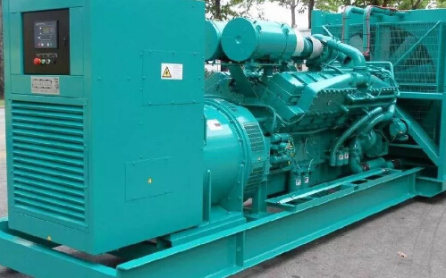 布拖柴油发电机组冬季使用中需要注意哪些事项？